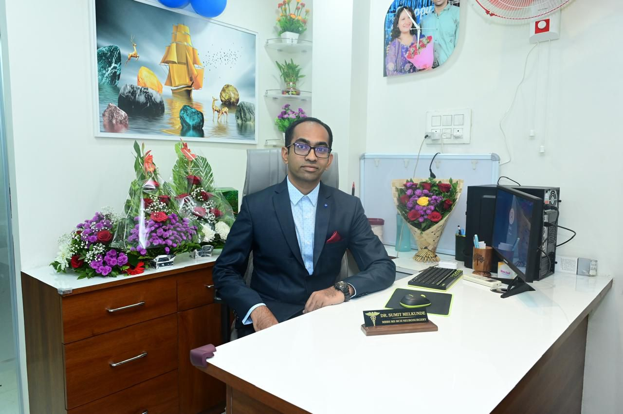 Dr. Sumit Melkunde